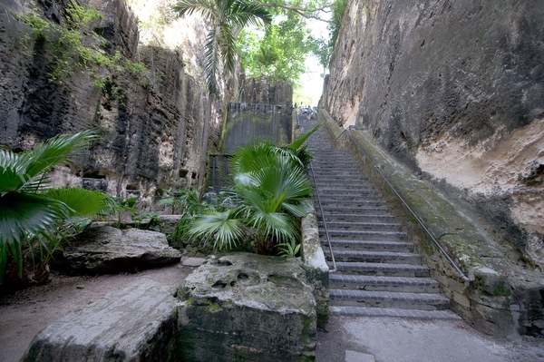 BSNAS - Nassau - Queen's Staircase - ©The Islands Of The Bahamas.jpg